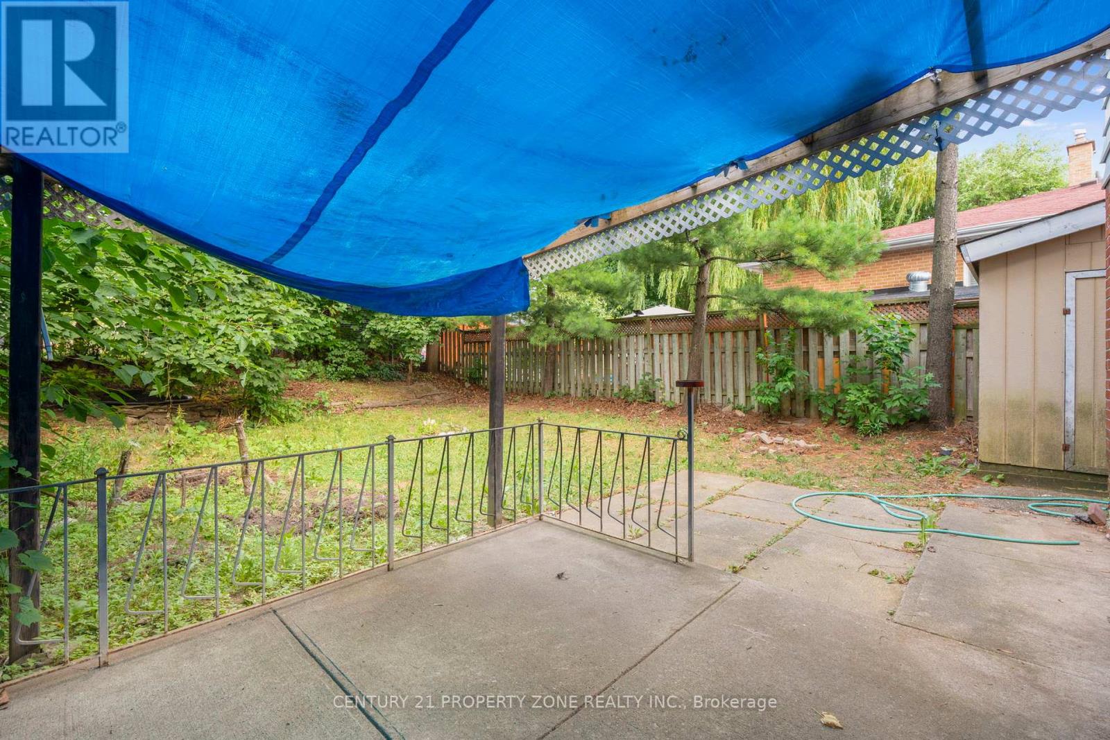 3387 Kelowna Court, Mississauga, Ontario  L5C 2E5 - Photo 30 - W12375833
