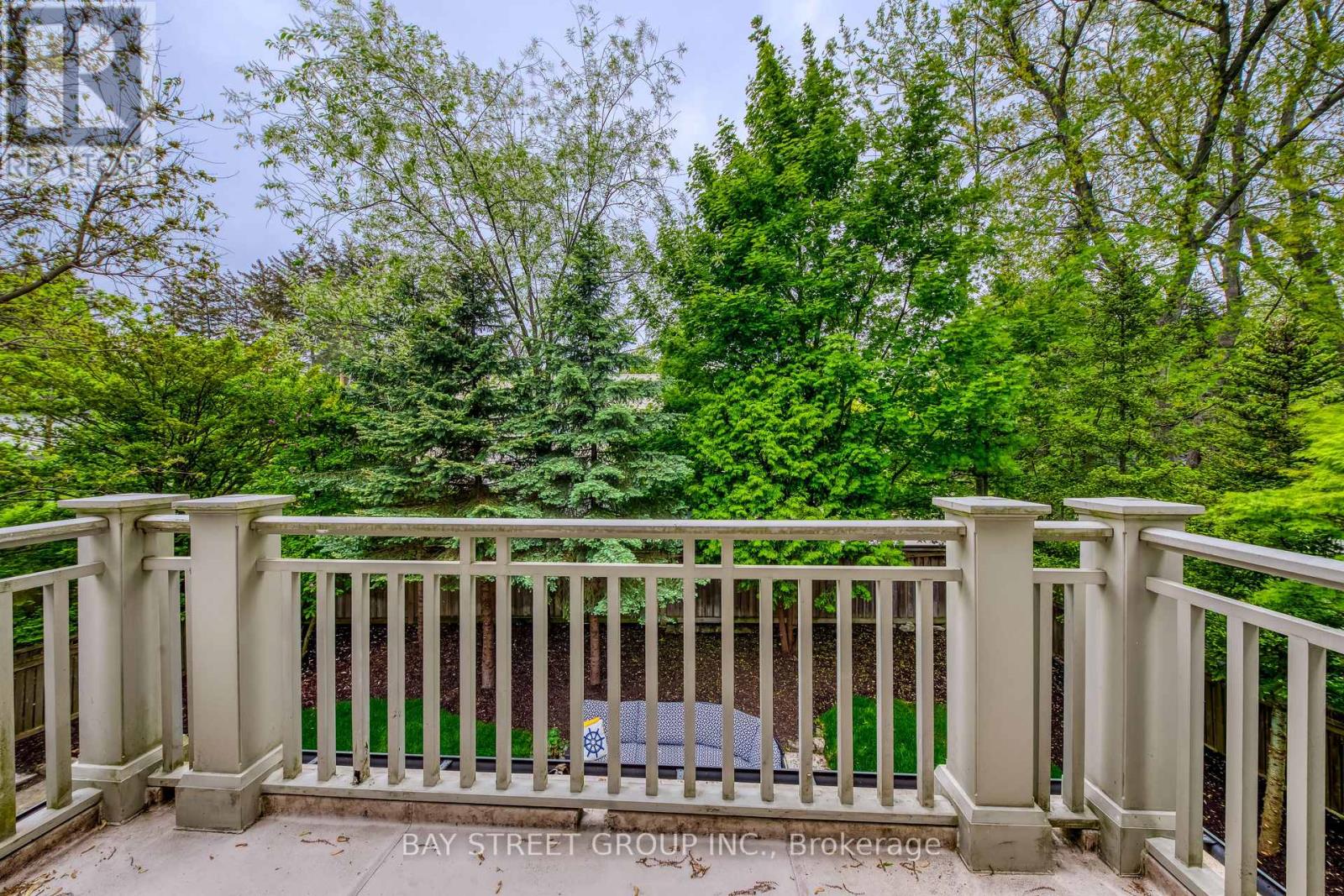 1049 Cedar Grove Boulevard, Oakville, Ontario  L6J 2C2 - Photo 26 - W12375837