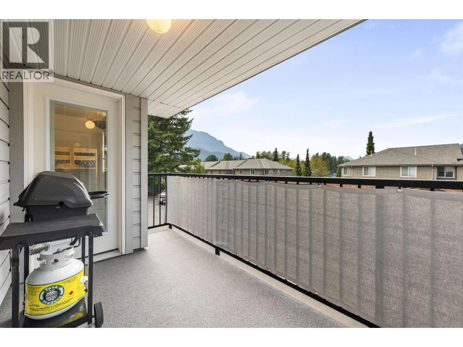 D202 40160 Willow Crescent, Squamish, British Columbia  V8B 0M2 - Photo 19 - R3042545