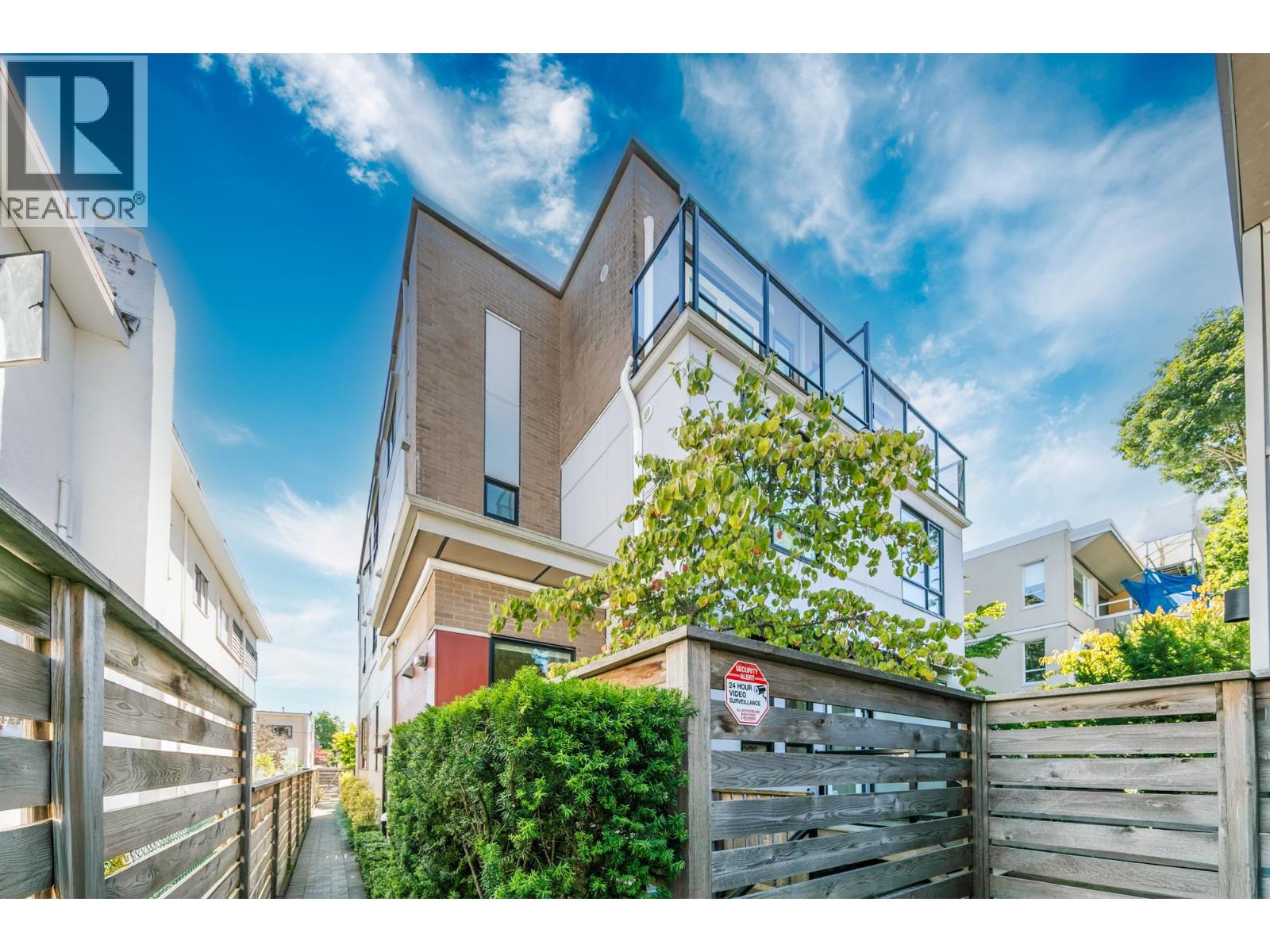 2431 W Broadway Street, Vancouver, British Columbia  V6K 2E8 - Photo 38 - R3042590