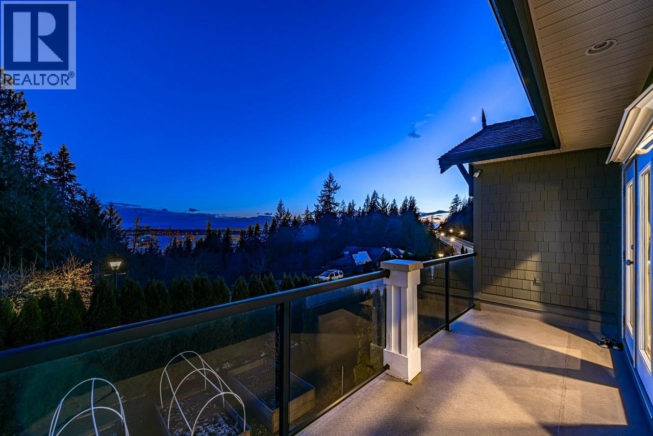 1605 Chippendale Road, West Vancouver, British Columbia  V7S 3G6 - Photo 35 - R3042523