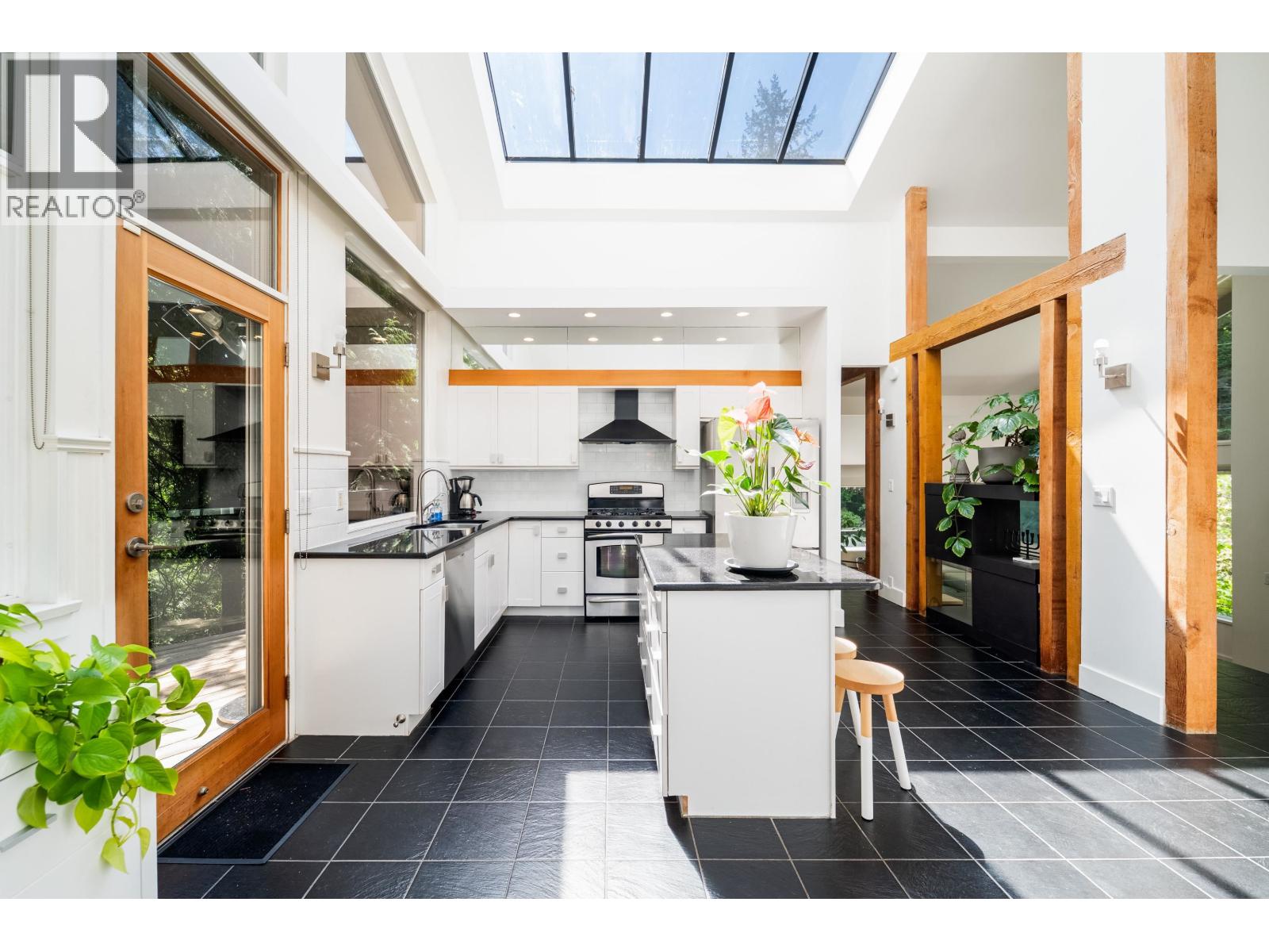 3985 Bayridge Avenue, West Vancouver, British Columbia  V7V 3J6 - Photo 12 - R3042544