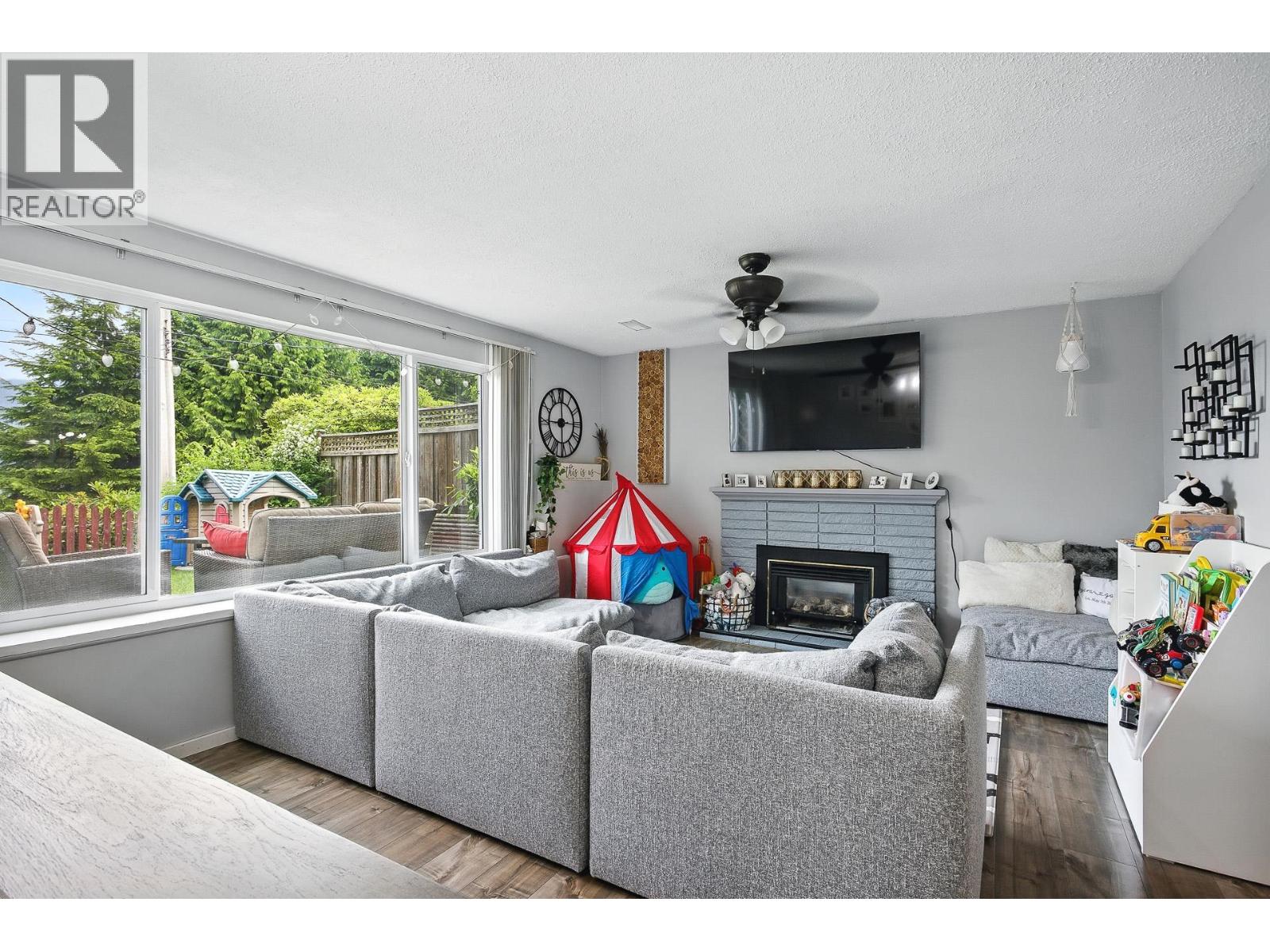 2317 St George Street, Port Moody, British Columbia  V3H 2G3 - Photo 23 - R3042589