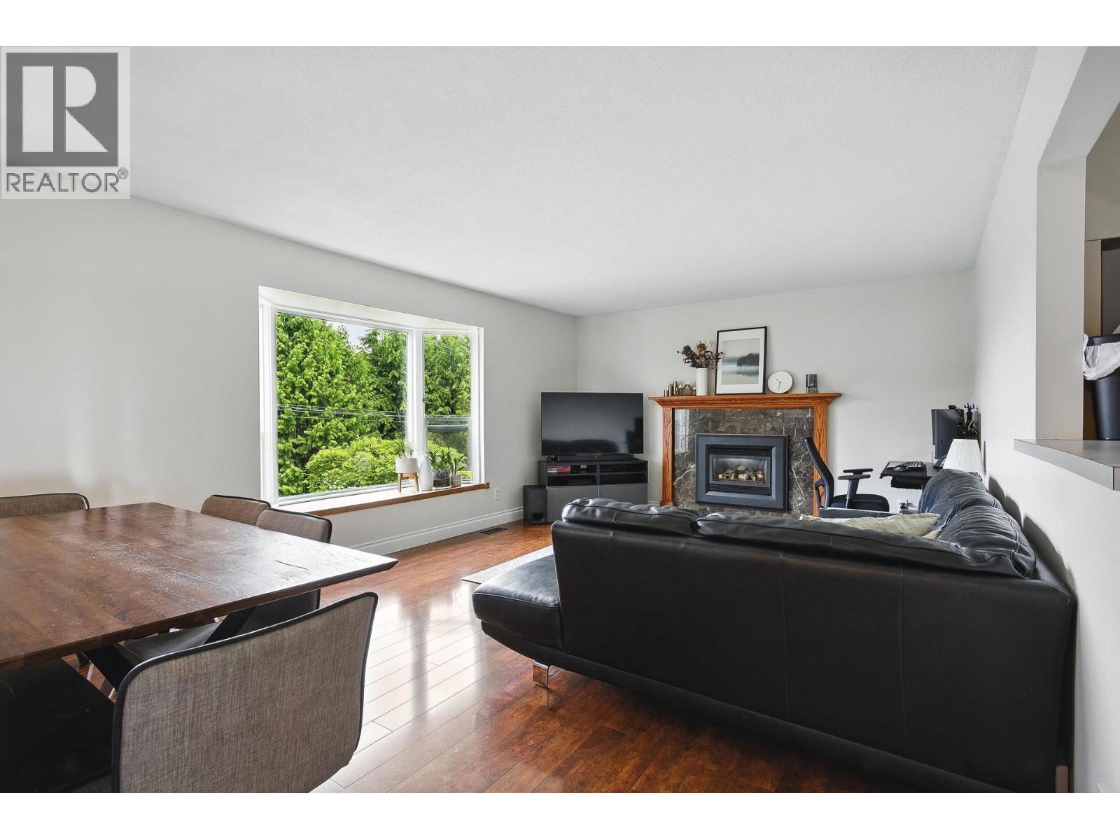 2317 St George Street, Port Moody, British Columbia  V3H 2G3 - Photo 6 - R3042589