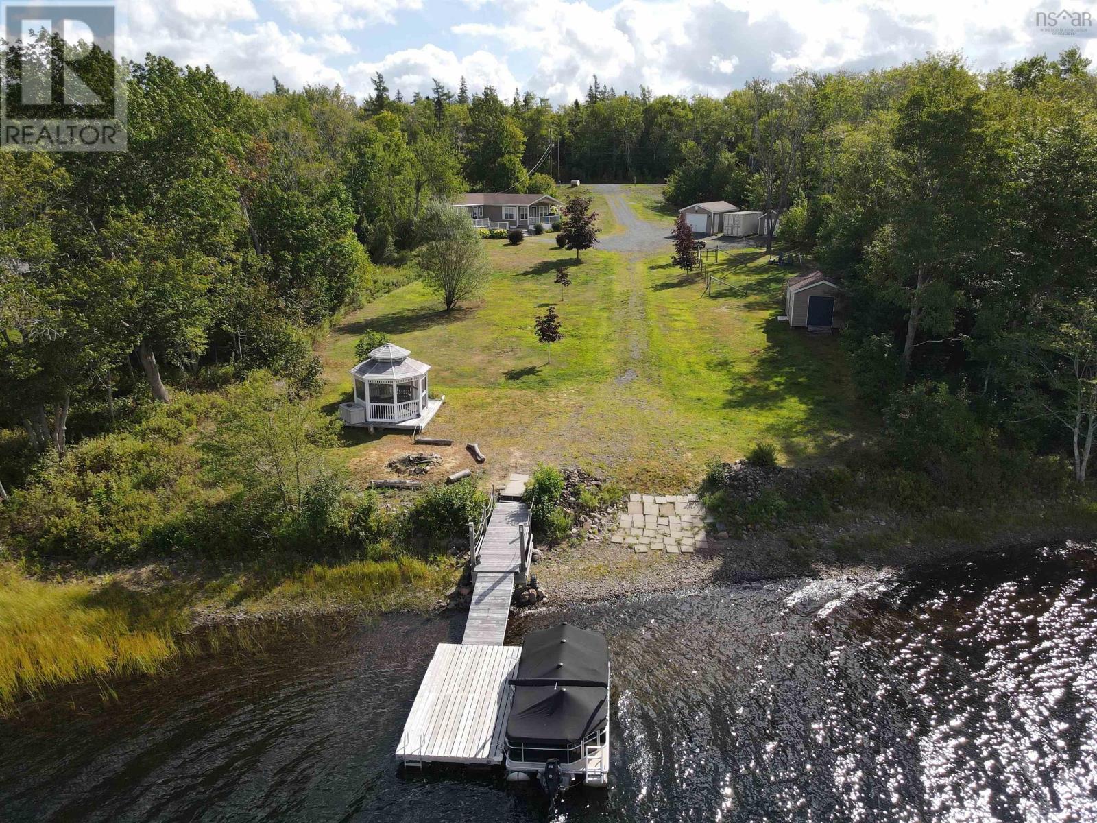 13791 Nova Scotia Trunk 7, Lochiel Lake, Nova Scotia  B2G 2L3 - Photo 14 - 202514156