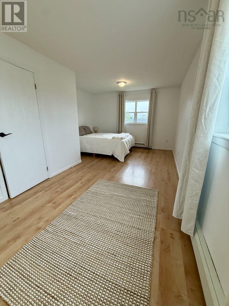 38 Beacon Street, Yarmouth, Nova Scotia  B5A 2W4 - Photo 11 - 202514644