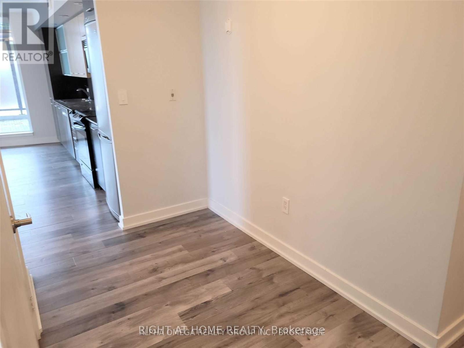 1001 - 8 Telegram Mews, Toronto, Ontario  M5V 3Z5 - Photo 6 - C12375850