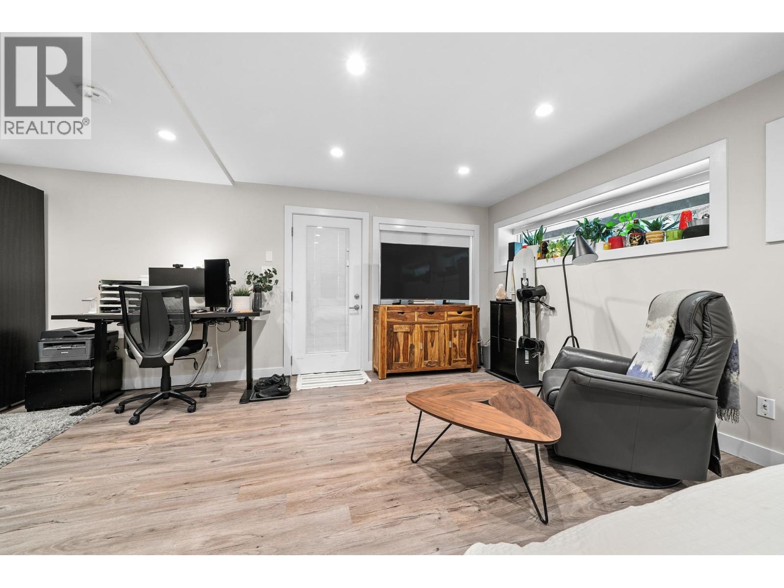 930 Stardale Avenue, Coquitlam, British Columbia  V3J 4W2 - Photo 25 - R3042536