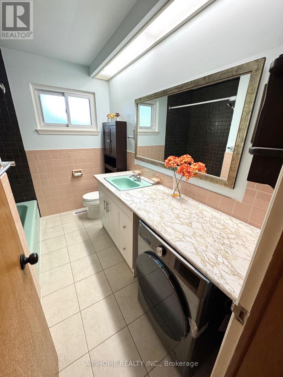 (Main) - 31 Poplar Road, Toronto, Ontario  M1E 1Y9 - Photo 15 - E12375843