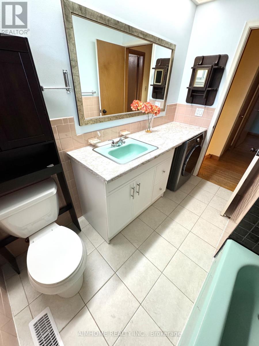 (Main) - 31 Poplar Road, Toronto, Ontario  M1E 1Y9 - Photo 16 - E12375843