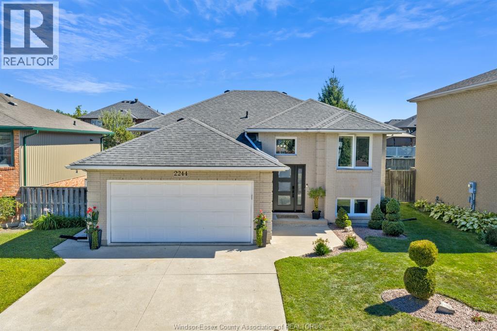 MLS# 25021955: 2244 CALIFORNIA, Windsor, Canada