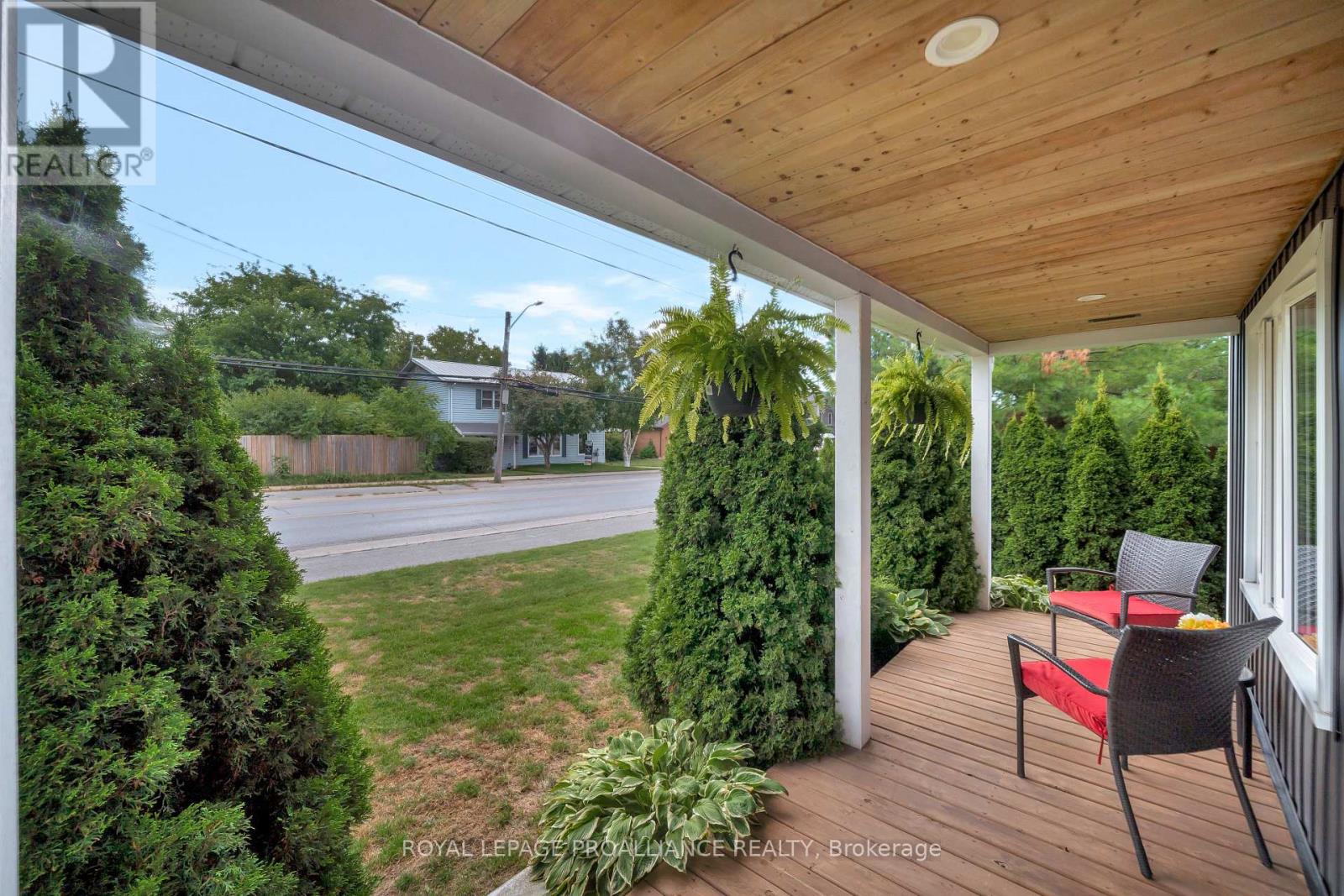 30 Lake Street Se, Prince Edward County (Picton Ward), Ontario  K0K 2T0 - Photo 3 - X12375897
