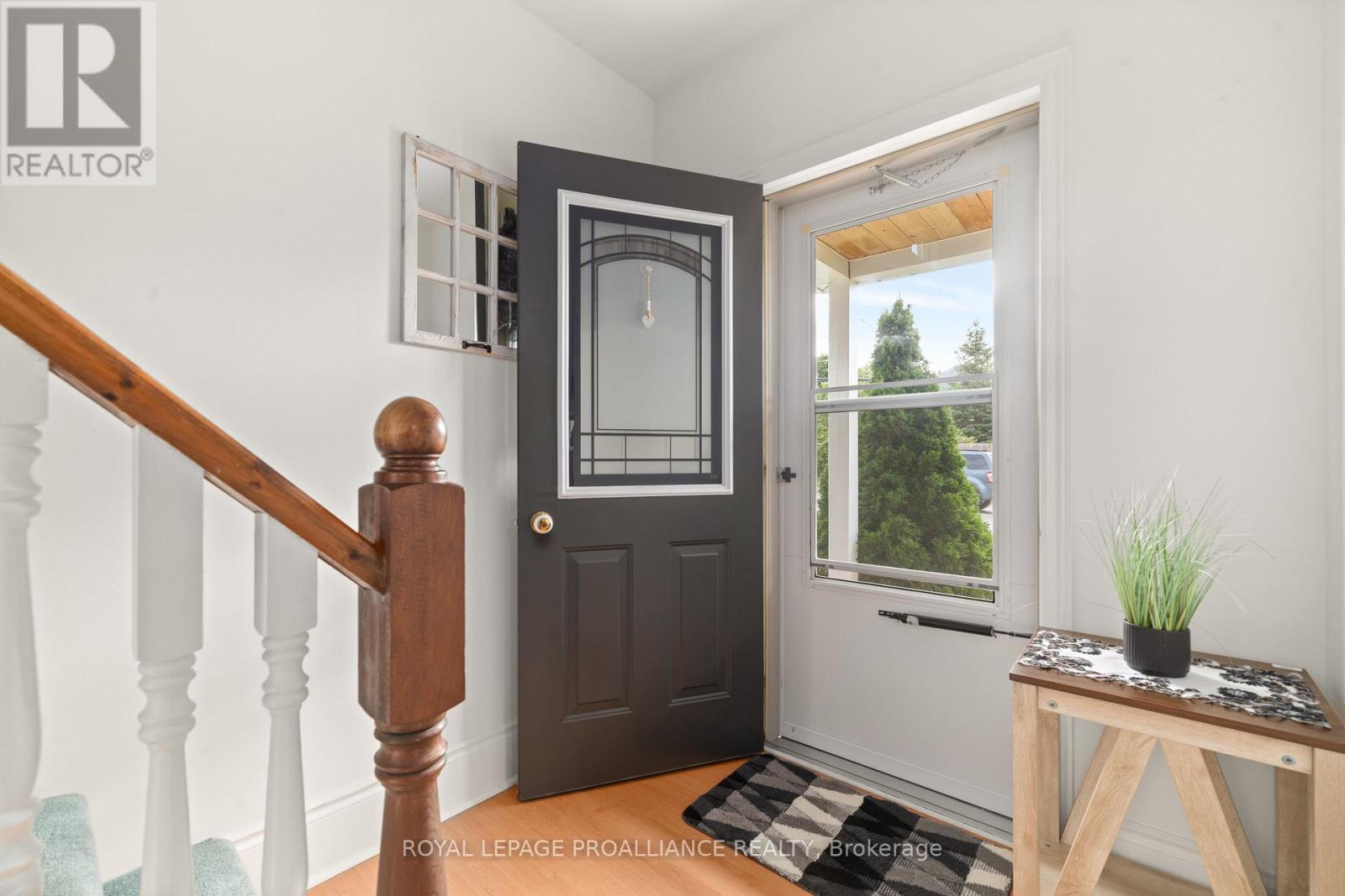30 Lake Street Se, Prince Edward County (Picton Ward), Ontario  K0K 2T0 - Photo 5 - X12375897