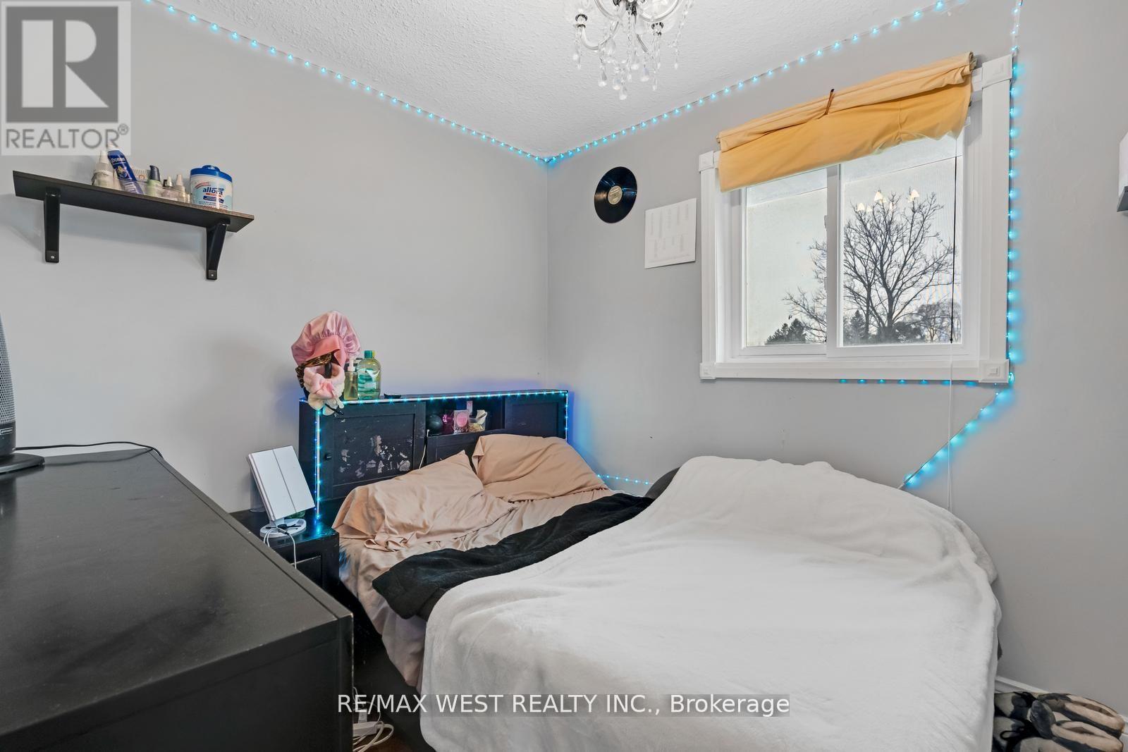 45 Marysfield Drive, Brampton, Ontario  L6P 0J2 - Photo 26 - W12375842