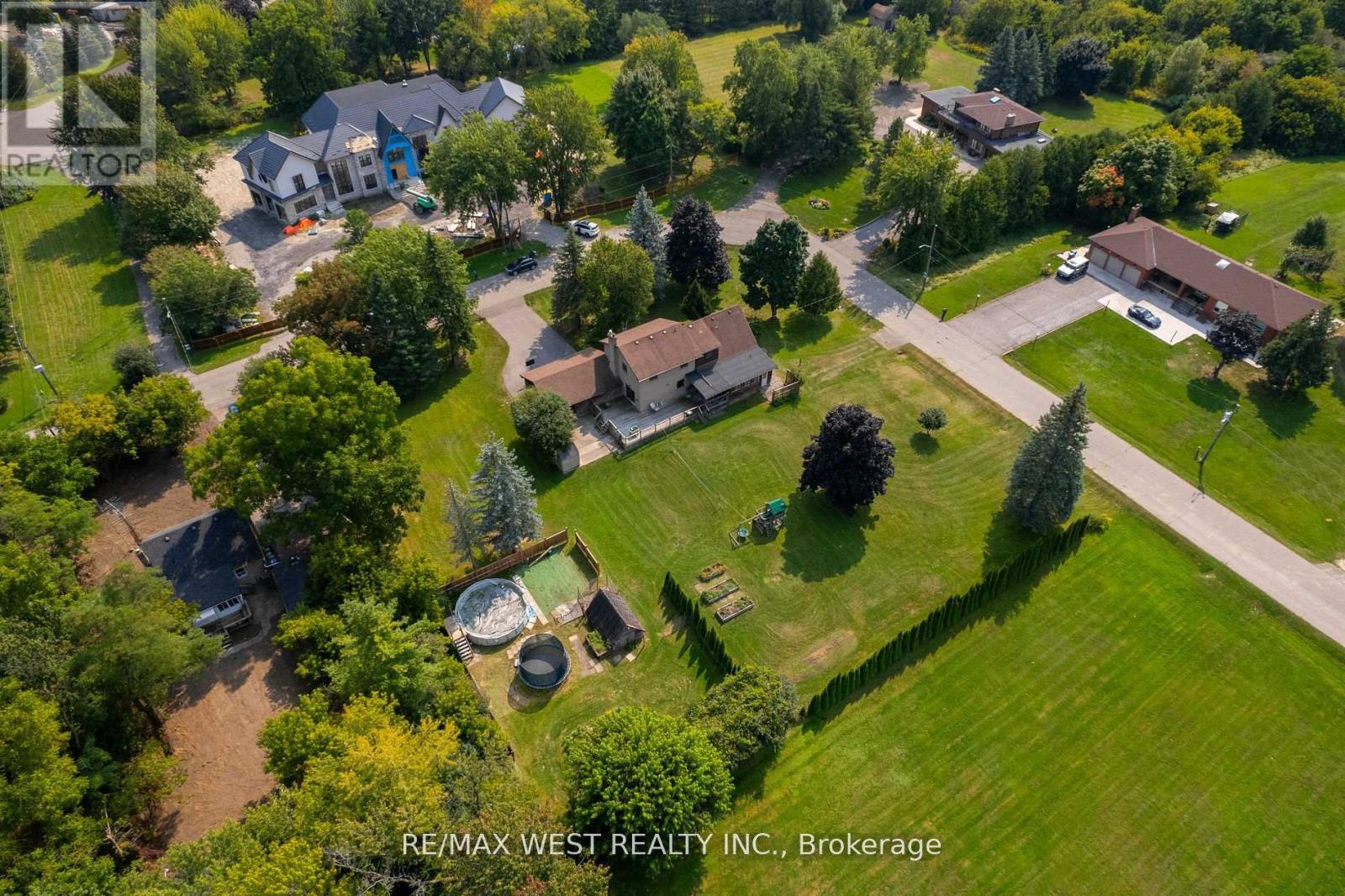 45 Marysfield Drive, Brampton, Ontario  L6P 0J2 - Photo 38 - W12375842