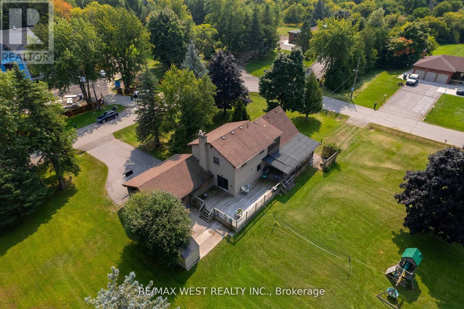 45 Marysfield Drive, Brampton, Ontario  L6P 0J2 - Photo 39 - W12375842