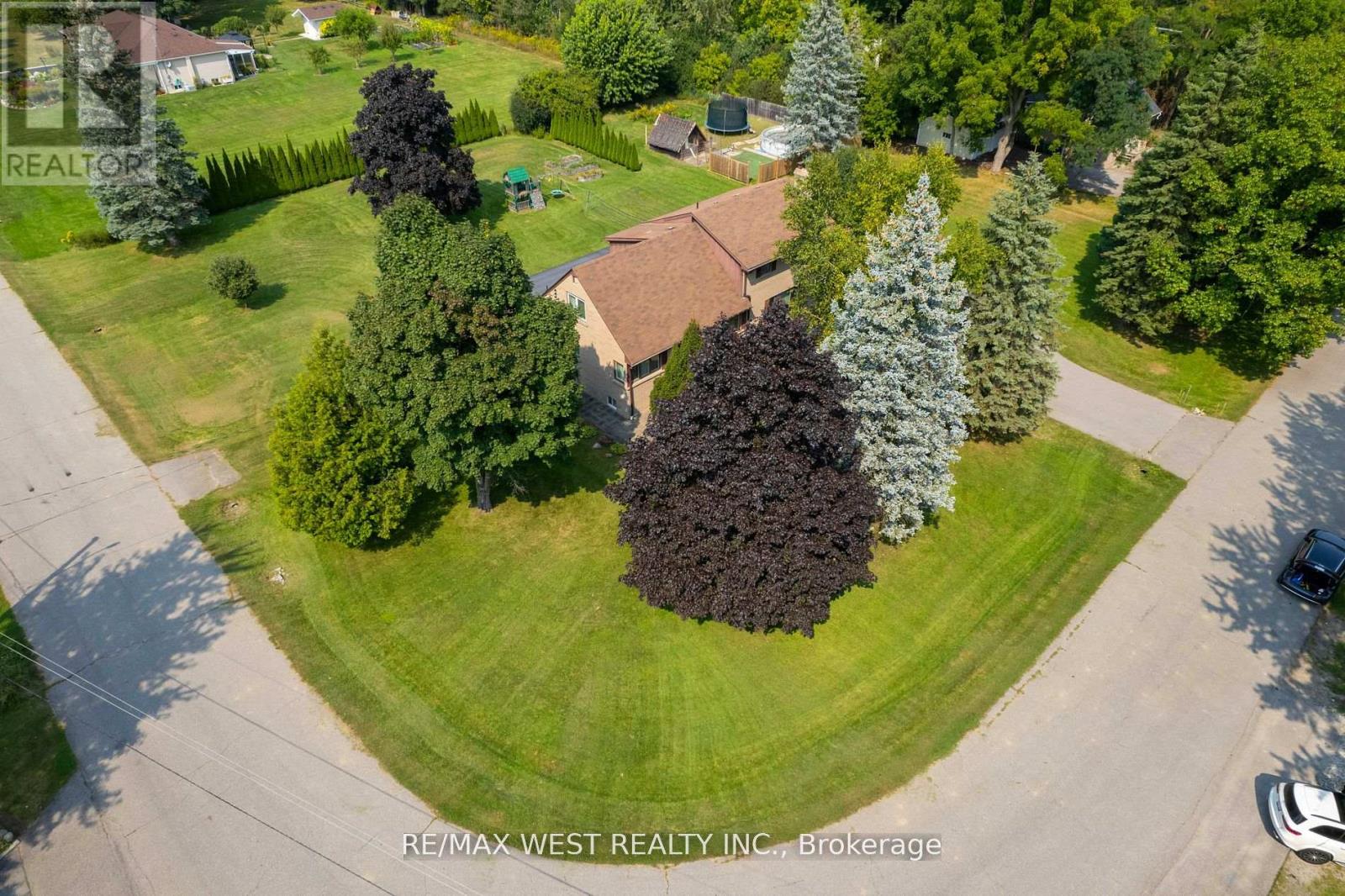 Property at 45 MARYSFIELD DRIVE image 4