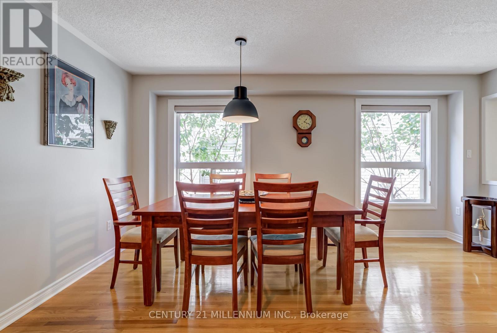 3854 Foxborough Trail, Mississauga, Ontario  L5N 7T9 - Photo 7 - W12375849