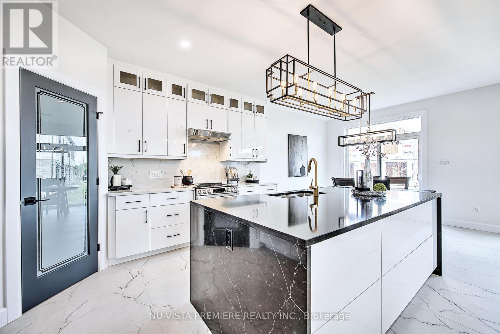 4282 Liberty Crossing, London South, Ontario  N6P 1J9 - Photo 15 - X12375864