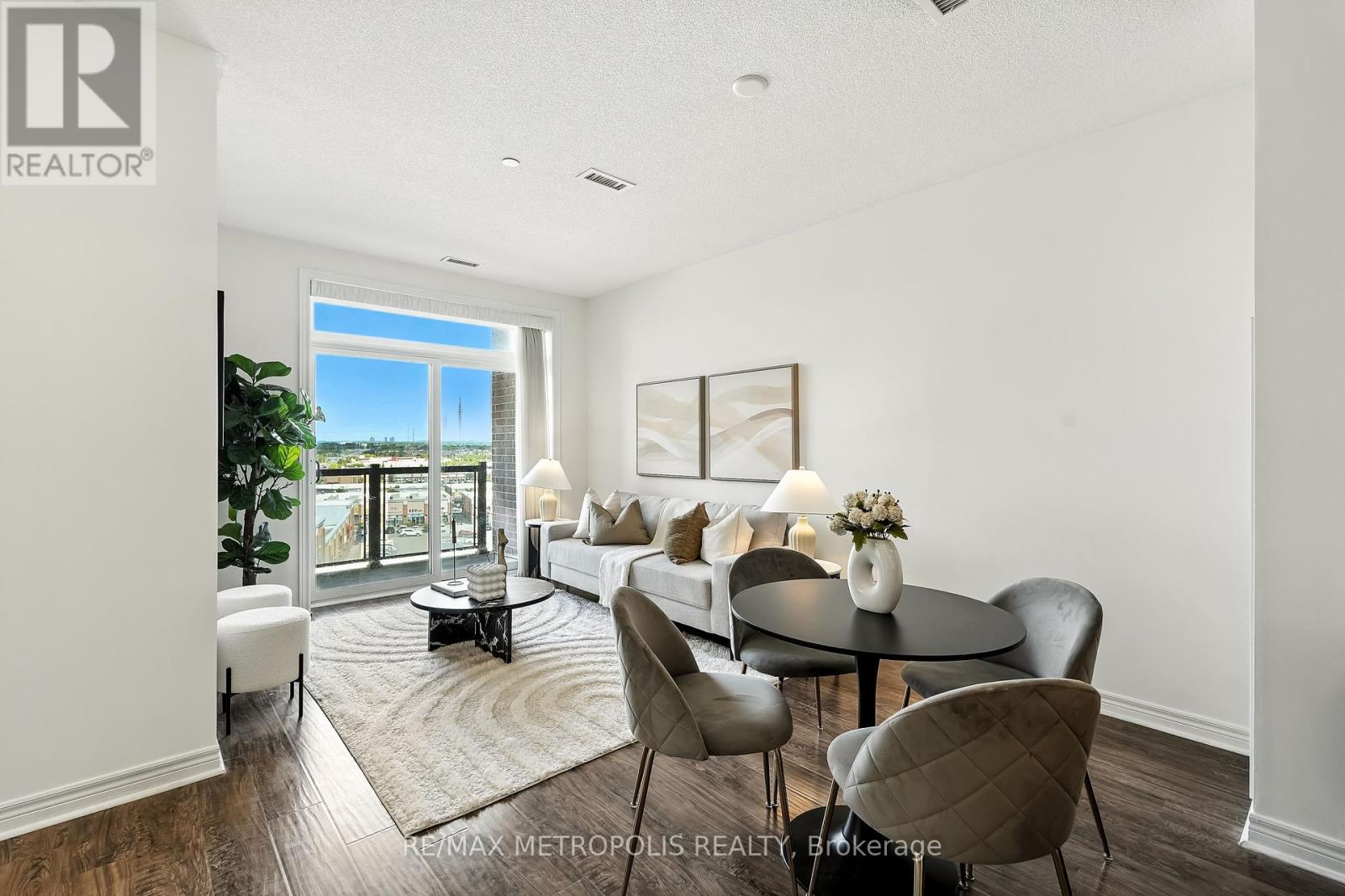 729 - 7325 Markham Road, Markham, Ontario  L3S 0C9 - Photo 2 - N12375779