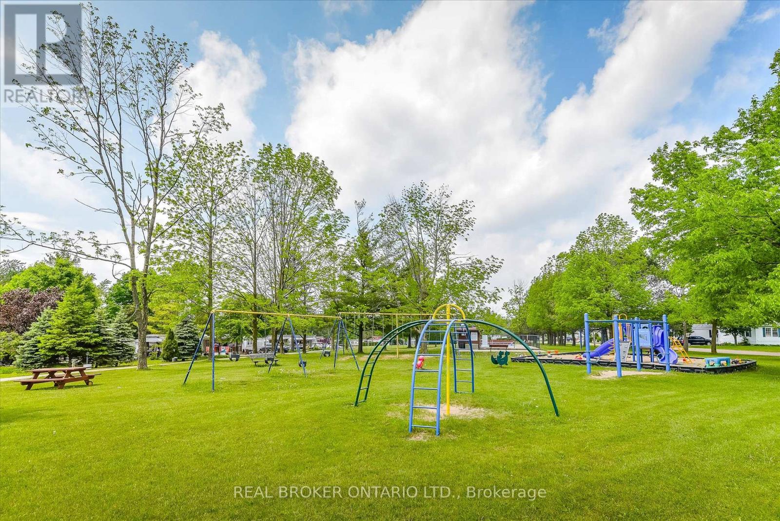 445 Pine Pass, Centre Wellington, Ontario  N1M 2W5 - Photo 23 - X12375844
