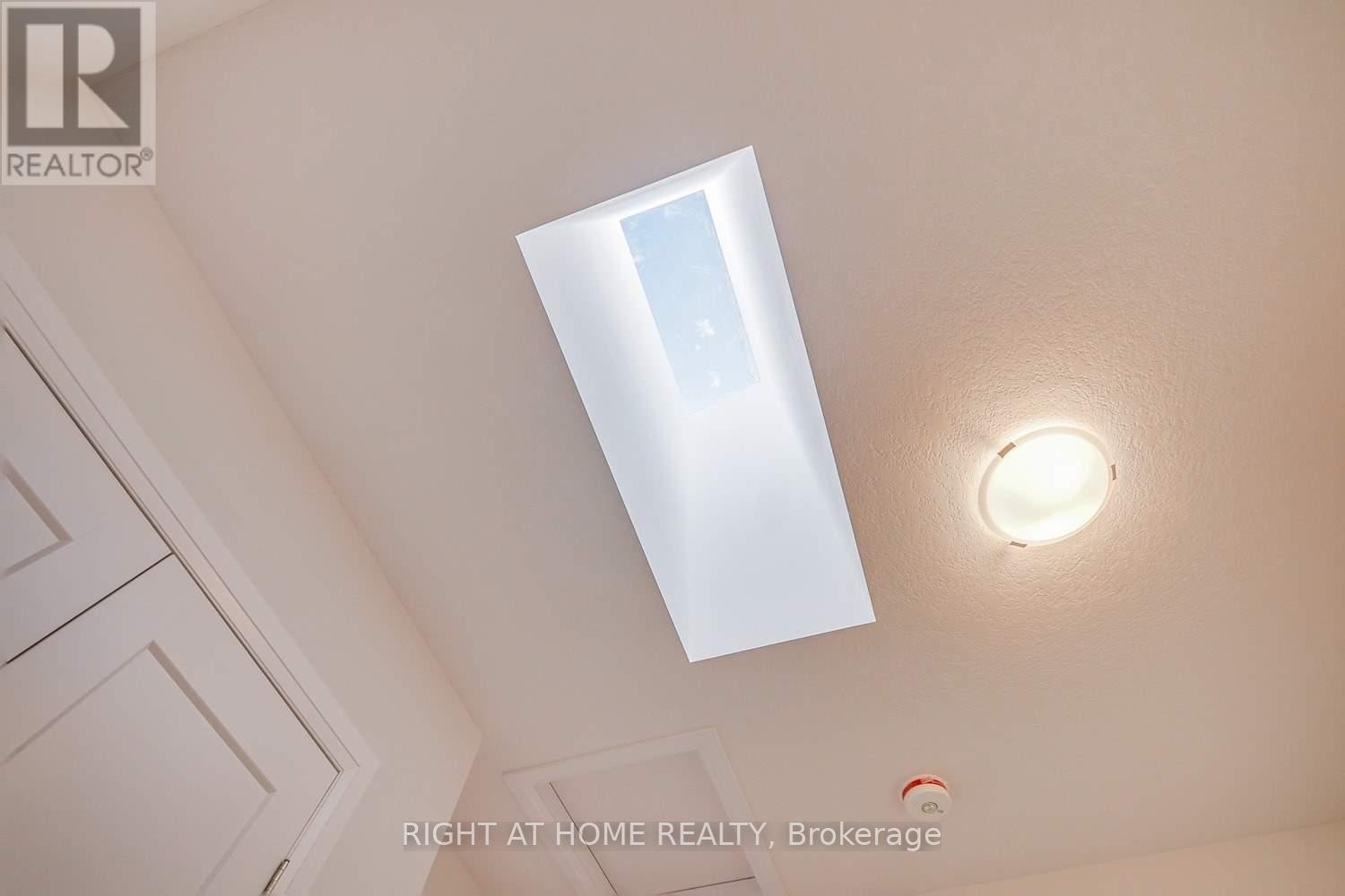 #45 - 51 Sparrow Avenue, Cambridge, Ontario  N1T 2E2 - Photo 10 - X12375846