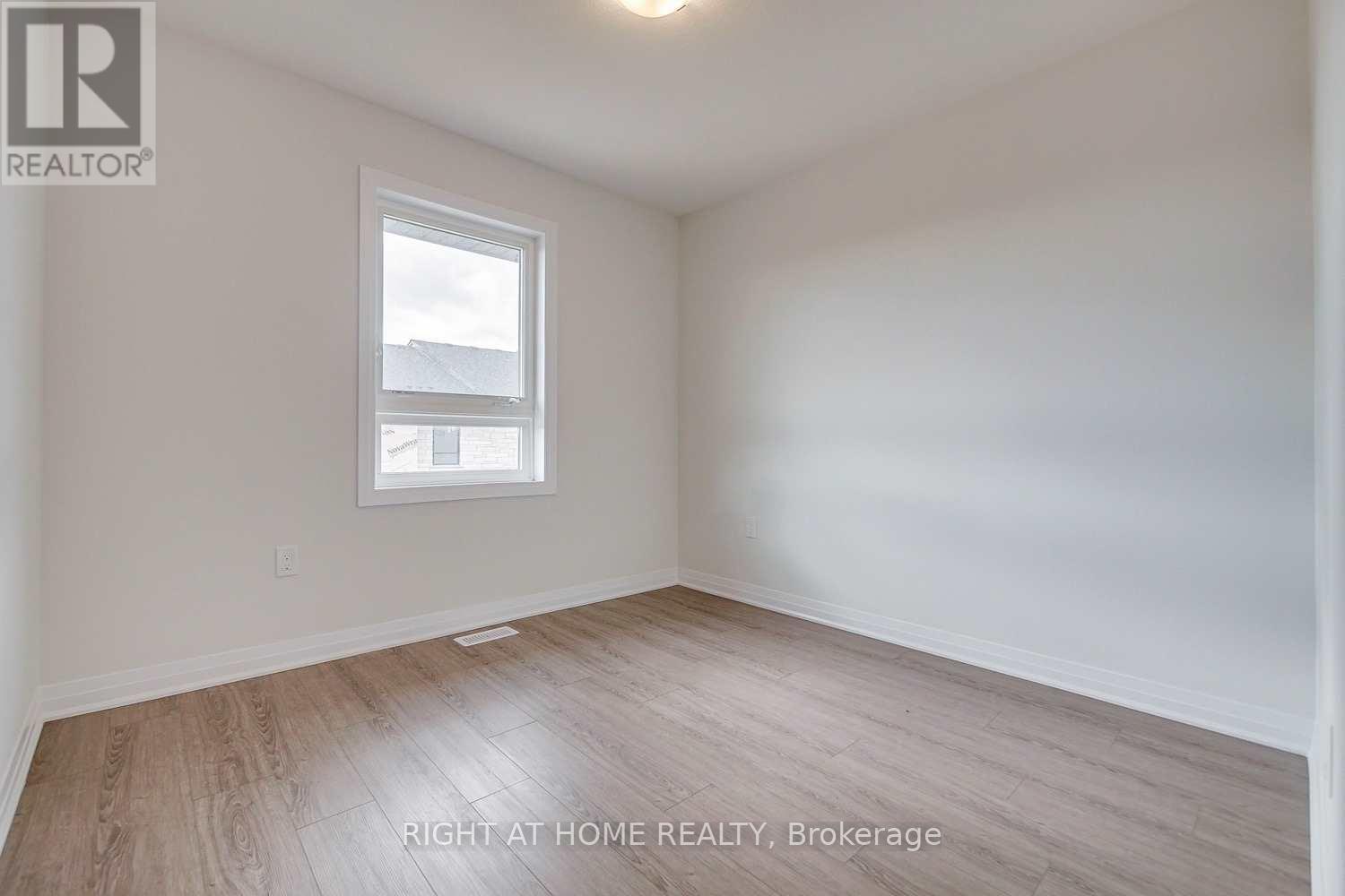#45 - 51 Sparrow Avenue, Cambridge, Ontario  N1T 2E2 - Photo 15 - X12375846