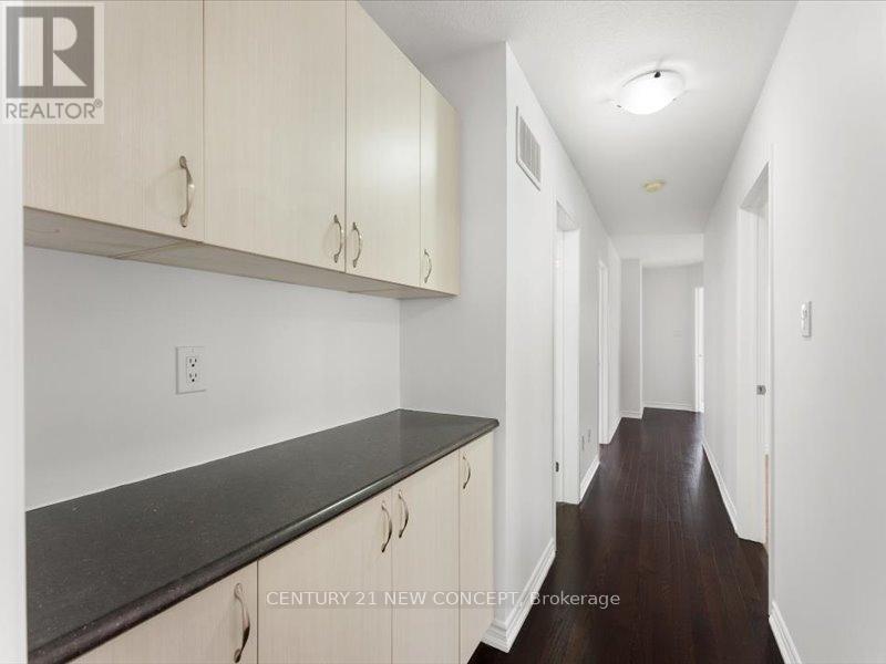 85 Ludolph Street, Kitchener, Ontario  N2R 0J4 - Photo 24 - X12375852