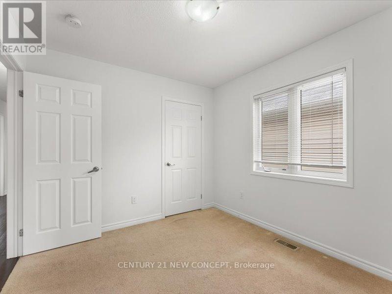 85 Ludolph Street, Kitchener, Ontario  N2R 0J4 - Photo 31 - X12375852
