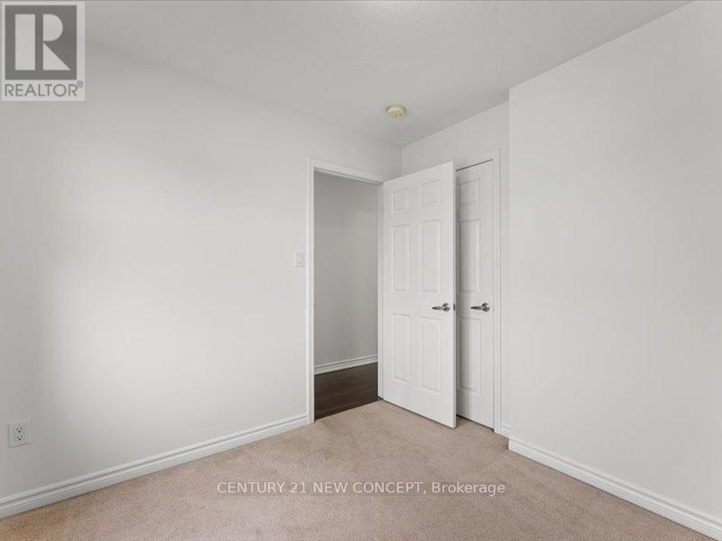 85 Ludolph Street, Kitchener, Ontario  N2R 0J4 - Photo 38 - X12375852