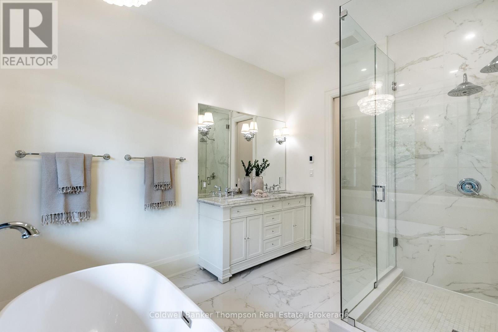 6 Royal Oak Crescent, Huntsville, Ontario  P1H 0A8 - Photo 31 - X12375898