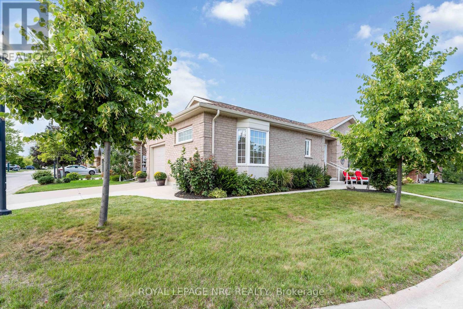 3973 Durban Lane, Lincoln, Ontario  L0R 2C0 - Photo 3 - X12367498