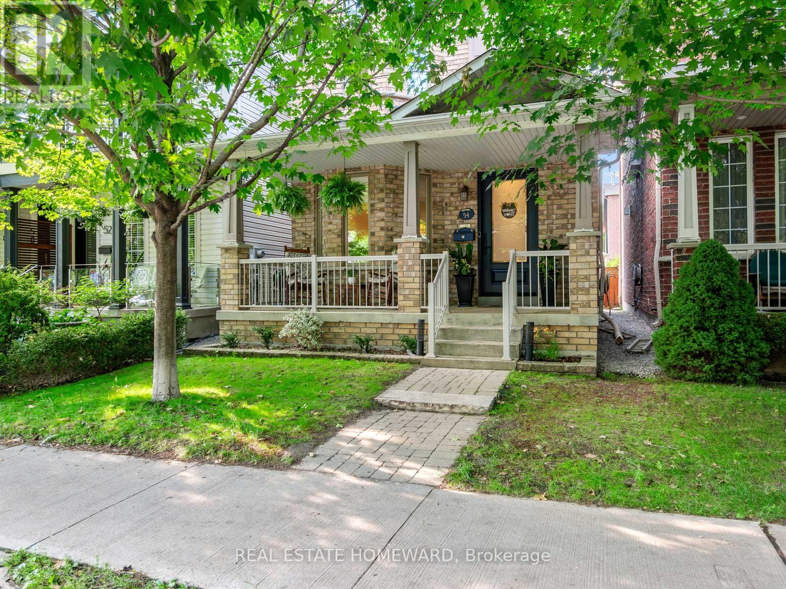Property at 54 CROSSOVERS STREET image 1
