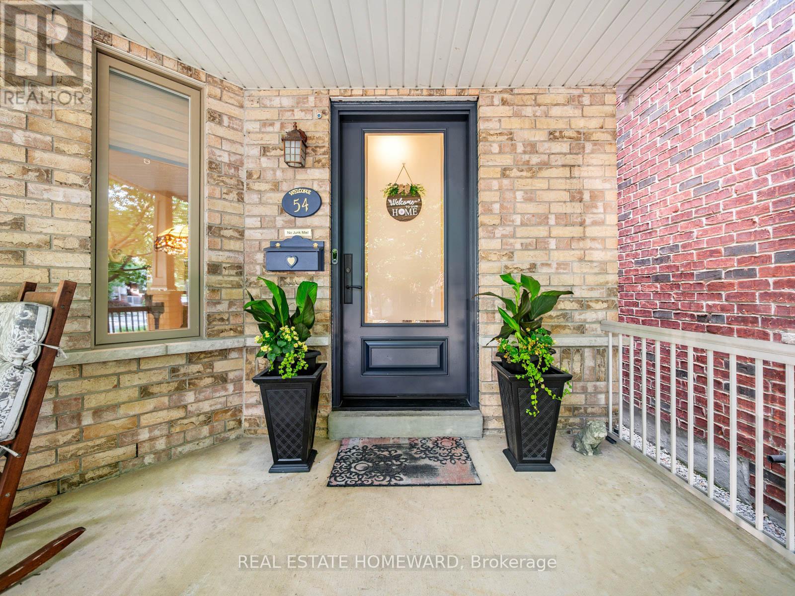 Property at 54 CROSSOVERS STREET image 3