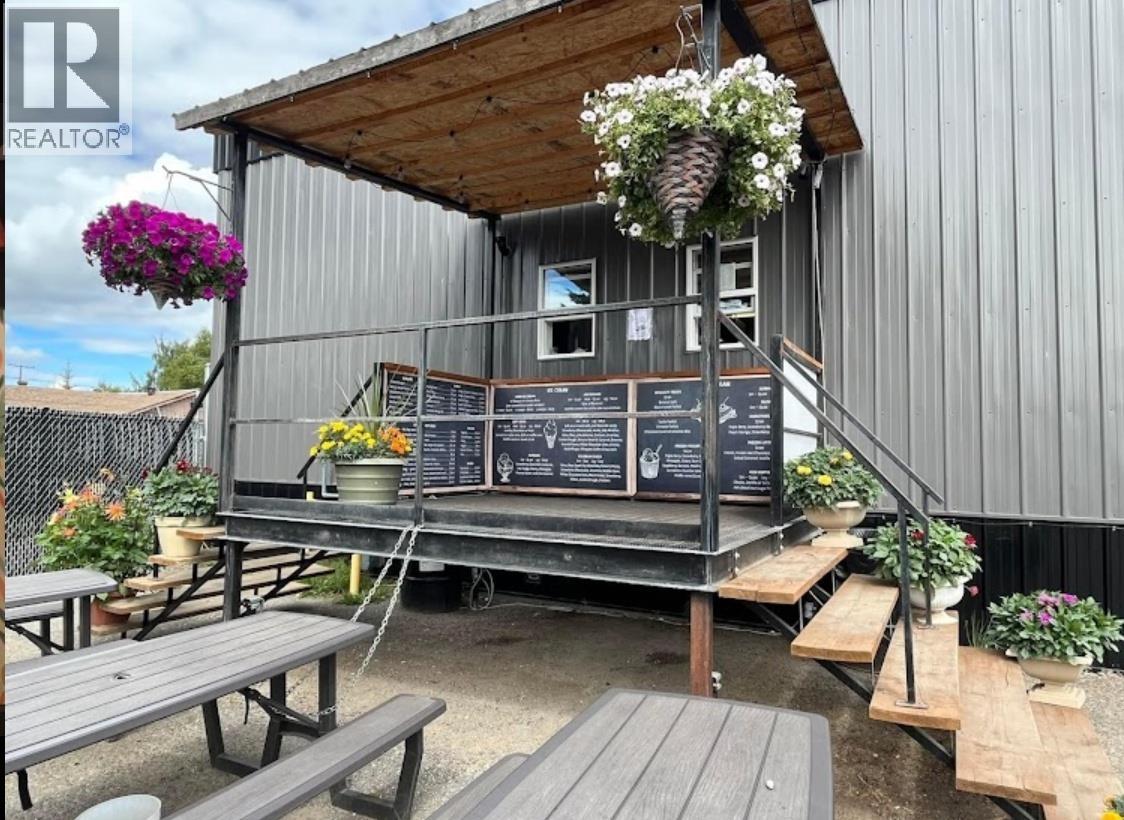 474 E VICTORIA STREET, Vanderhoof, British Columbia