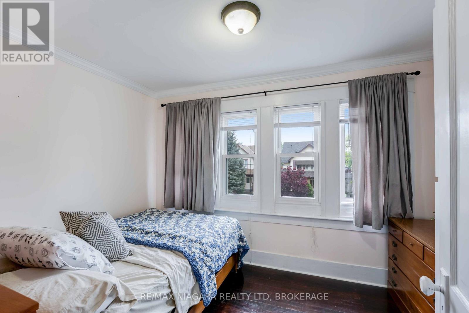 5078 Armoury Street, Niagara Falls, Ontario  L2E 1T4 - Photo 22 - X12375926