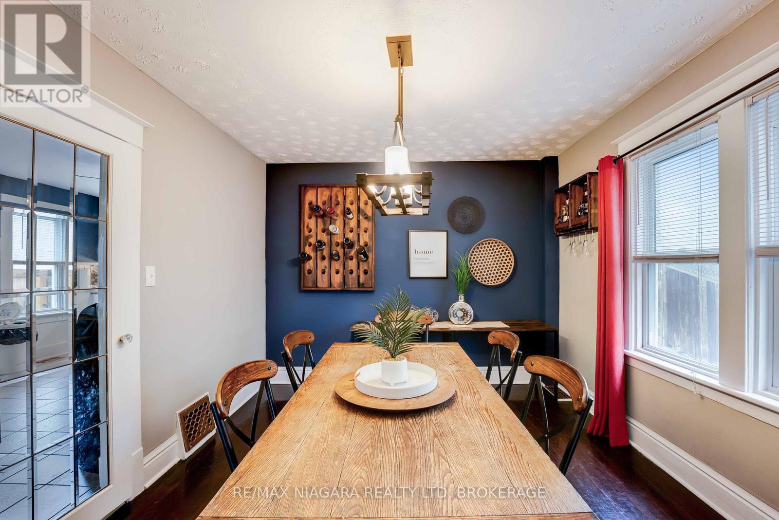 5078 Armoury Street, Niagara Falls, Ontario  L2E 1T4 - Photo 9 - X12375926