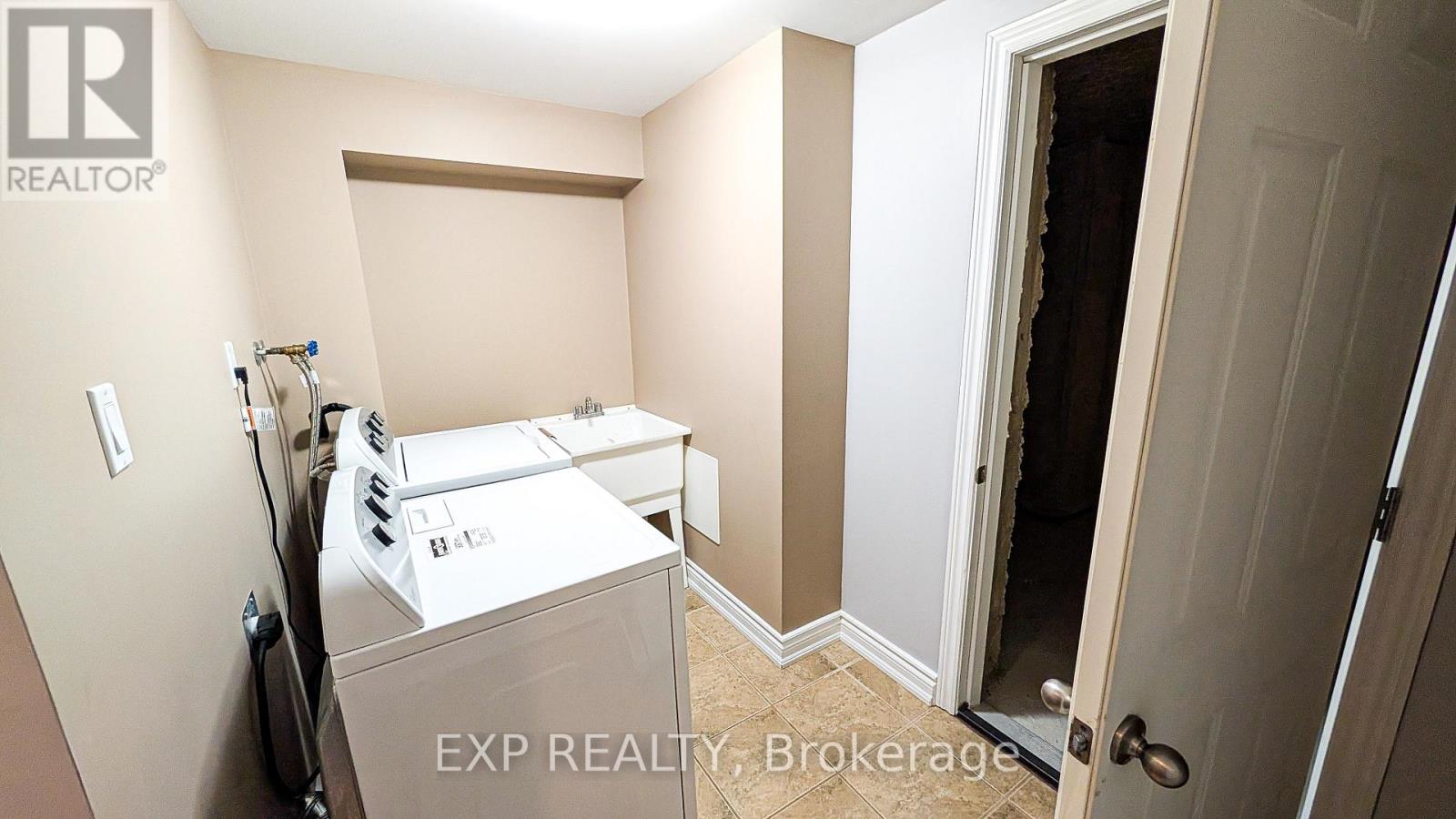 30 Juneberry Road, Thorold, Ontario  L2V 0B2 - Photo 36 - X12375861
