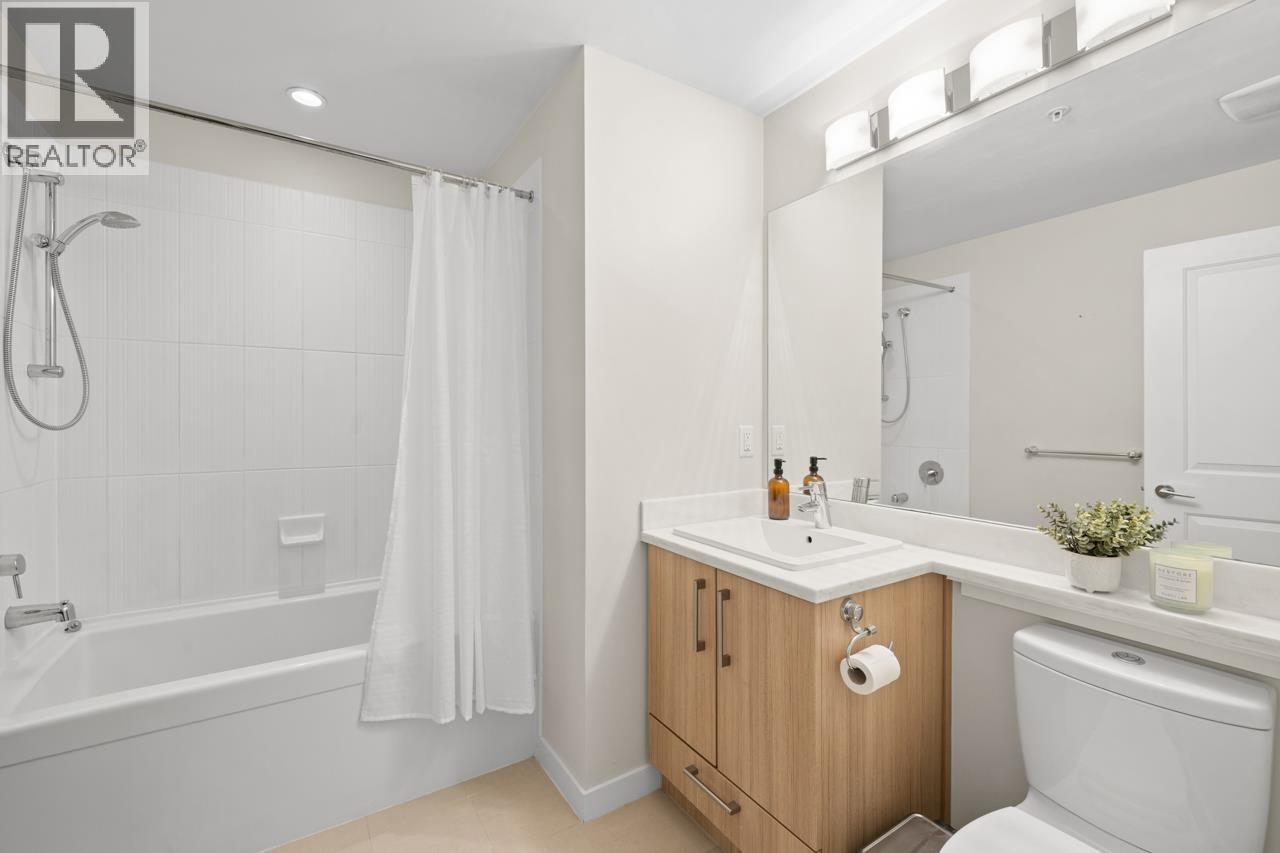 304 139 W 22nd Street, North Vancouver, British Columbia  V7M 0B5 - Photo 19 - R3042630