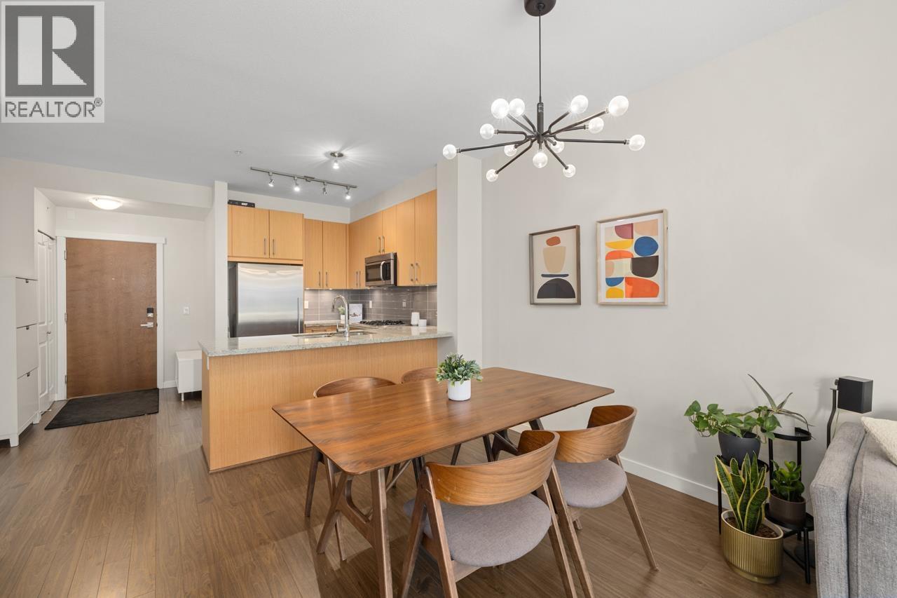 304 139 W 22nd Street, North Vancouver, British Columbia  V7M 0B5 - Photo 9 - R3042630