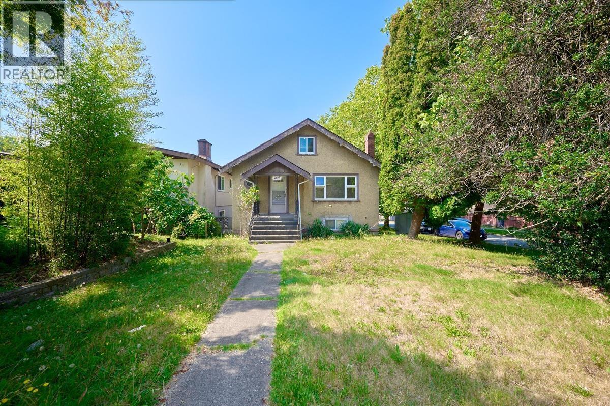 4307 NANAIMO STREET, Vancouver, British Columbia