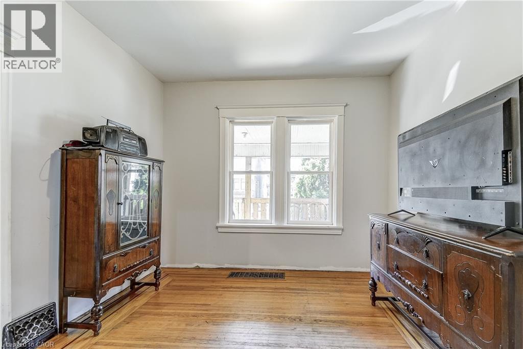 11 Elm Street, Hamilton, Ontario  L8M 1Y2 - Photo 7 - 40752592