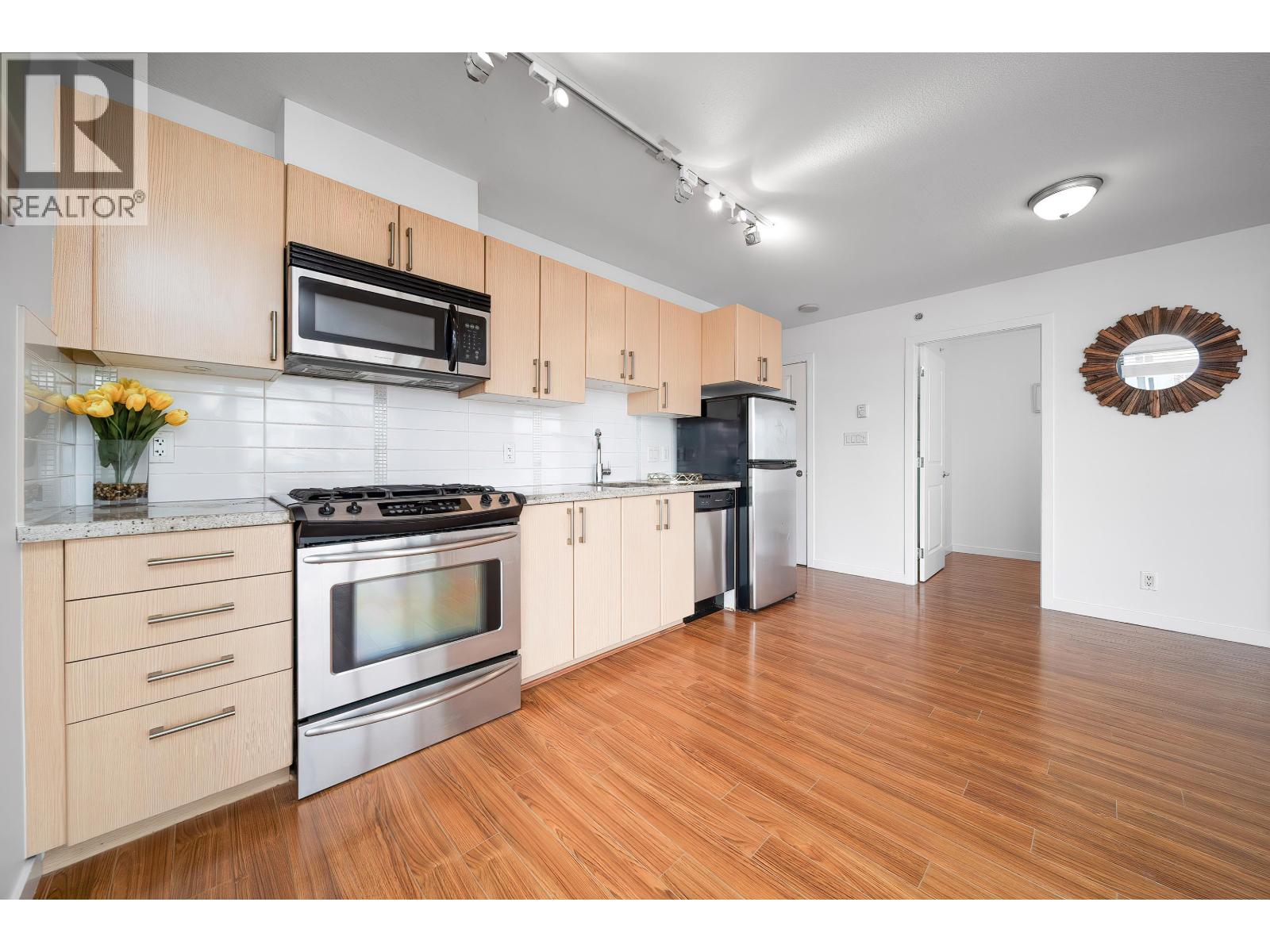 708 1068 W Broadway, Vancouver, British Columbia  V6B 1E6 - Photo 9 - R3042138