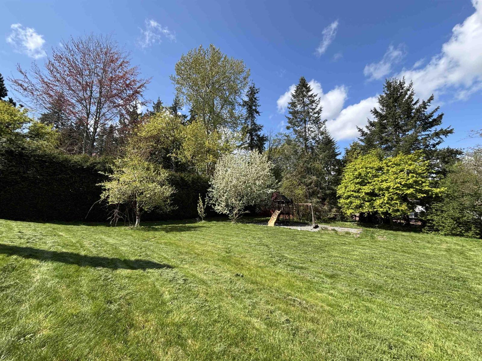 17327 26a Avenue, Surrey, British Columbia  V3Z 0E6 - Photo 9 - R3005707