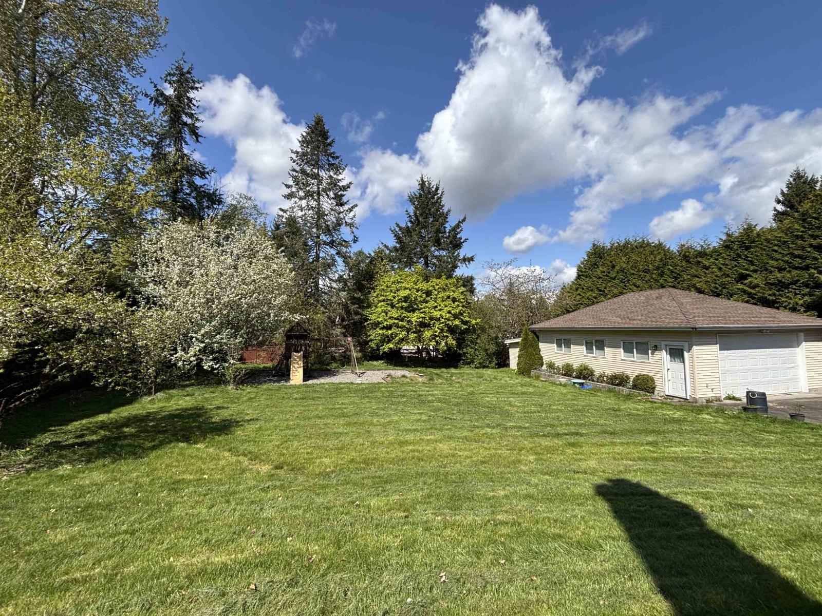 17327 26a Avenue, Surrey, British Columbia  V3Z 0E6 - Photo 8 - R3005707