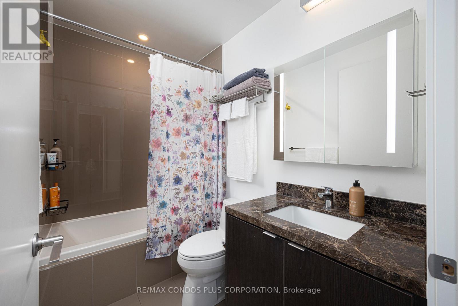 5303 - 125 Blue Jays Way, Toronto, Ontario  M5V 0N5 - Photo 12 - C12375925