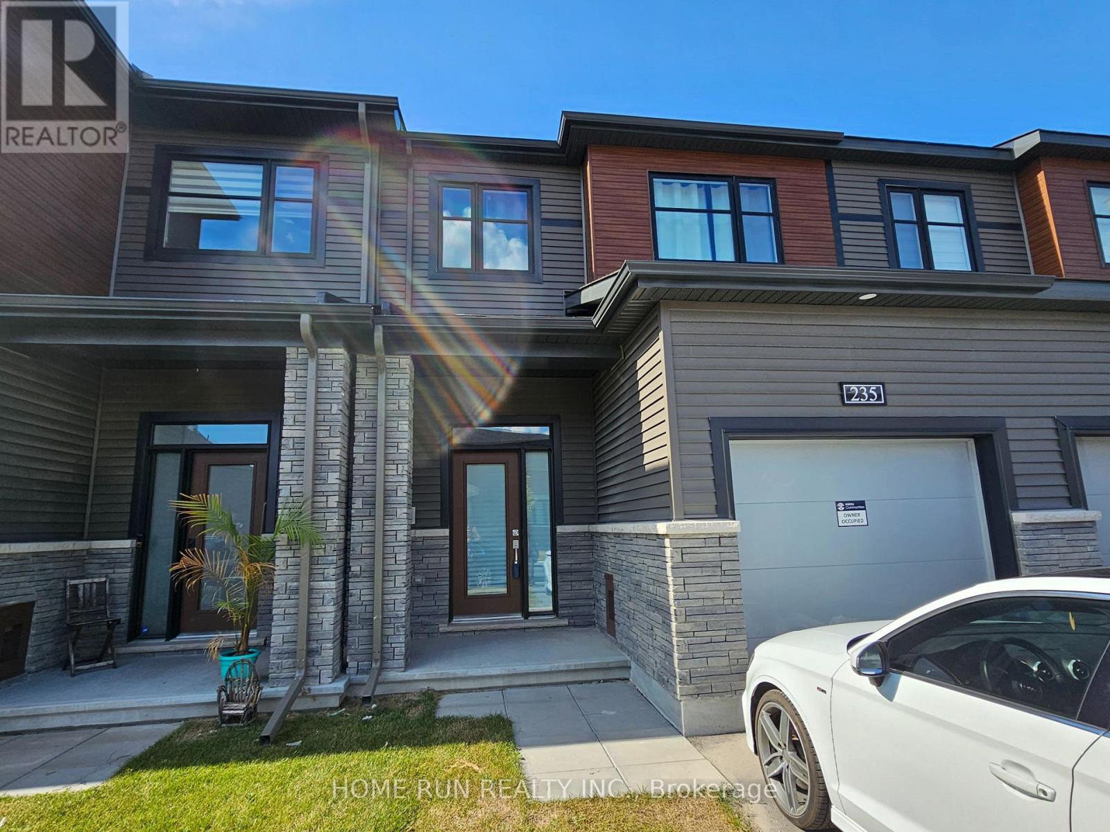 235 Elsie Macgill Walk, Ottawa, Ontario  K2W 0L4 - Photo 1 - X12375944