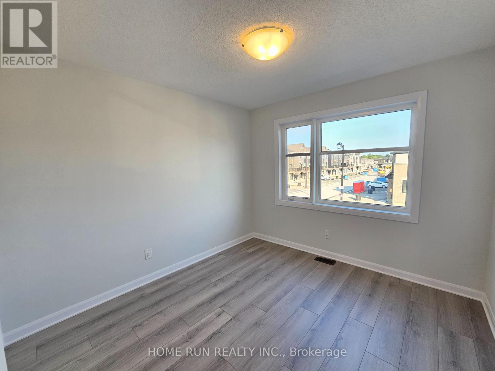 235 Elsie Macgill Walk, Ottawa, Ontario  K2W 0L4 - Photo 18 - X12375944