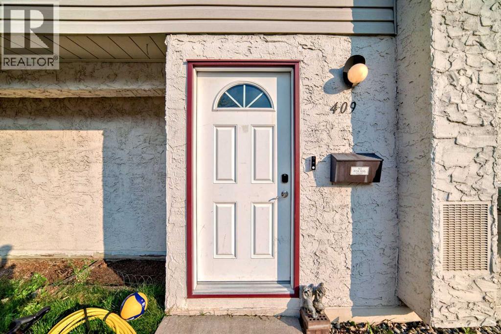 Property at 409, 3500 VARSITY Drive NW image 3