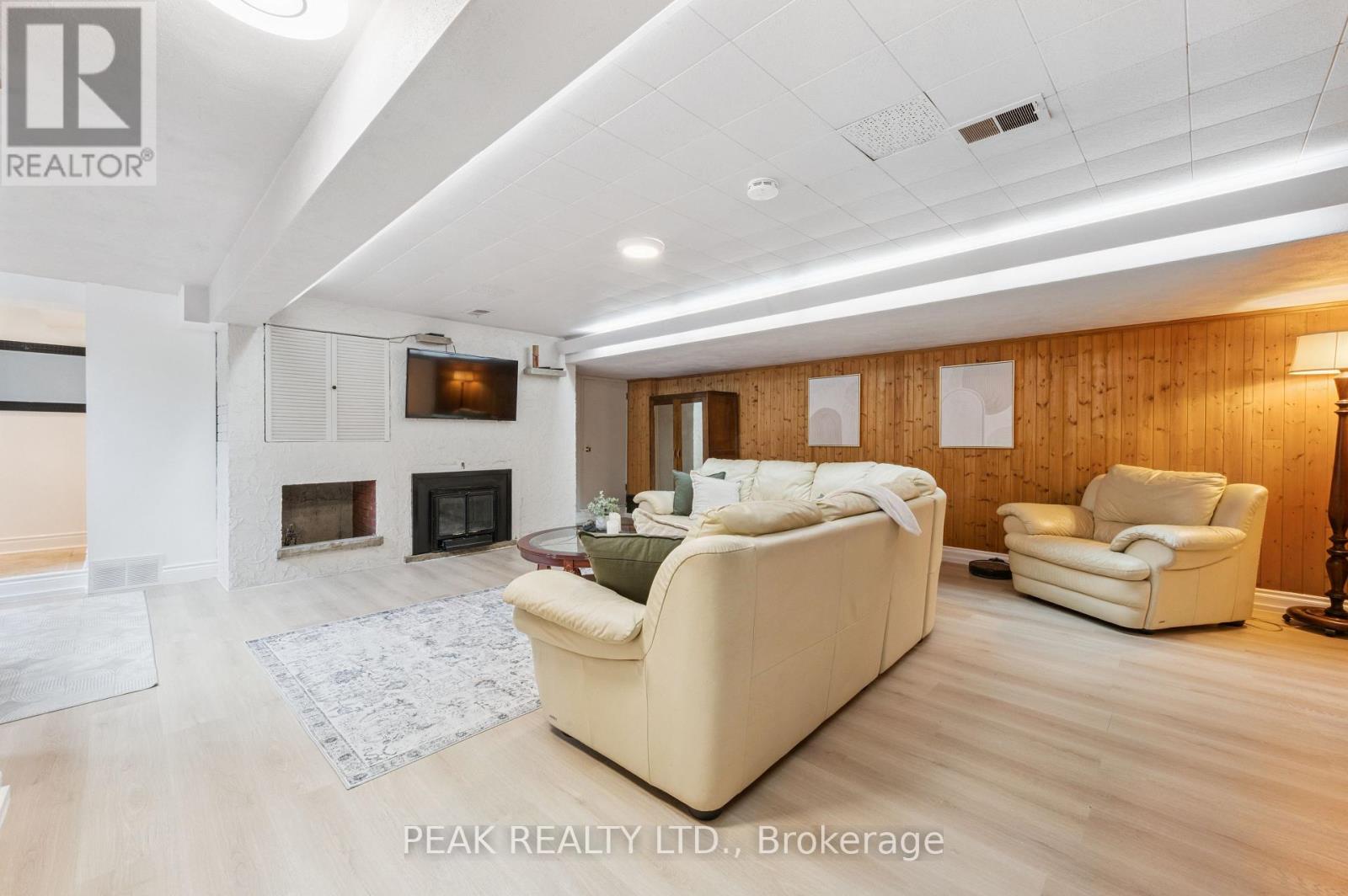 91 Limerick Drive, Kitchener, Ontario  N2P 2G9 - Photo 30 - X12375918